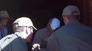 黑女佣被狠狠地操了一顿